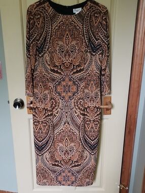 Maggy L Paisley Design Long Sleeve Midi Dress - Black And Gold